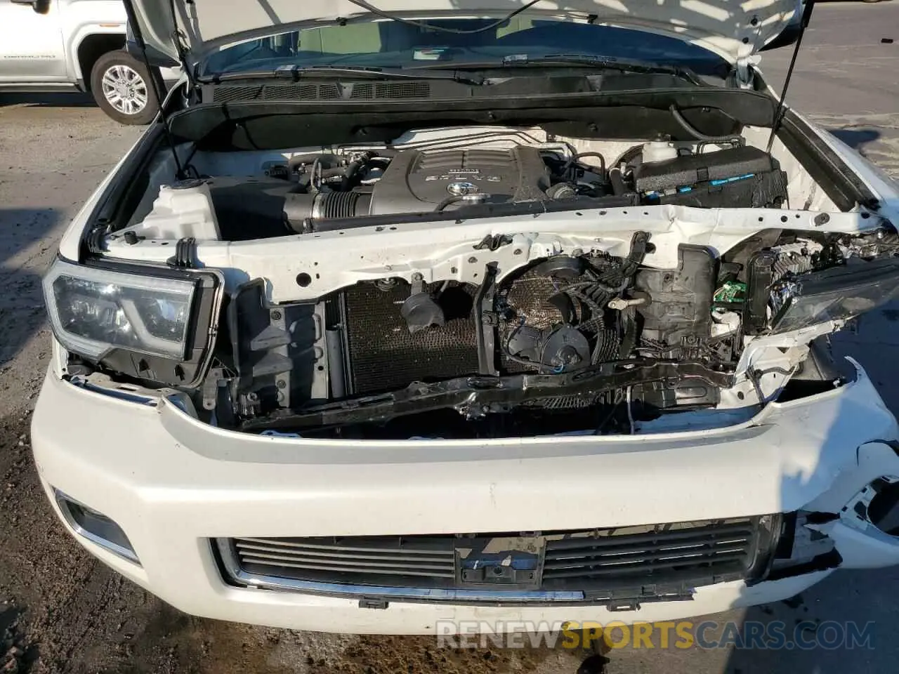 11 Photograph of a damaged car 5TDDY5G15KS168285 TOYOTA SEQUOIA 2019