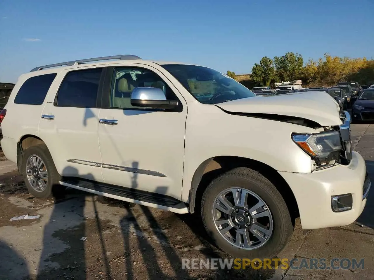 4 Photograph of a damaged car 5TDDY5G15KS168285 TOYOTA SEQUOIA 2019