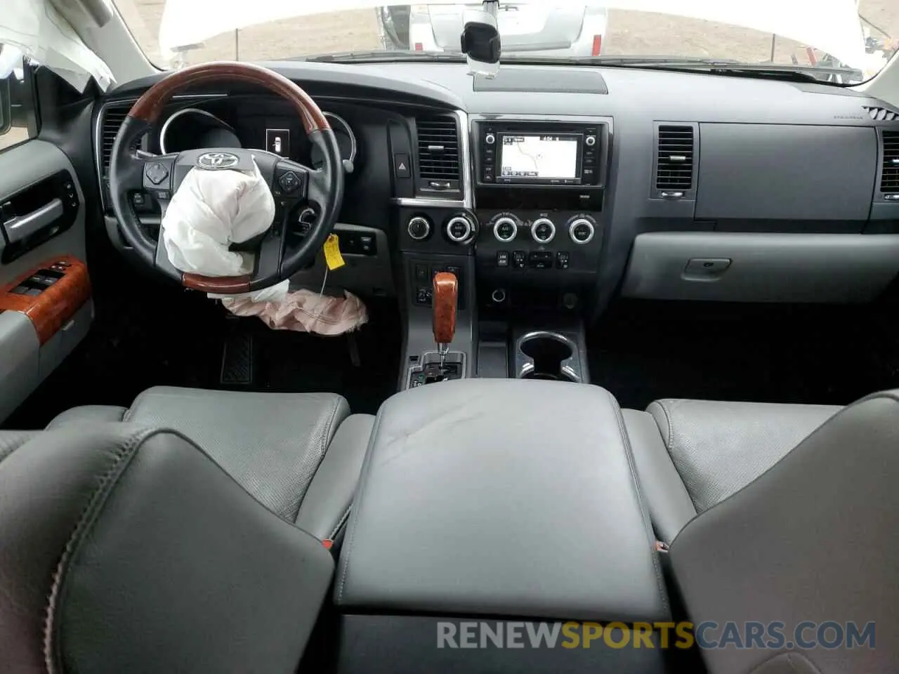 8 Photograph of a damaged car 5TDDY5G19KS165616 TOYOTA SEQUOIA 2019