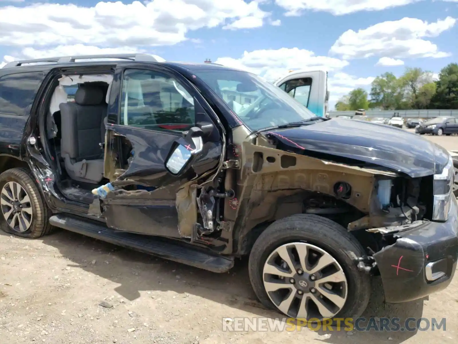 9 Photograph of a damaged car 5TDJY5G14KS172945 TOYOTA SEQUOIA 2019