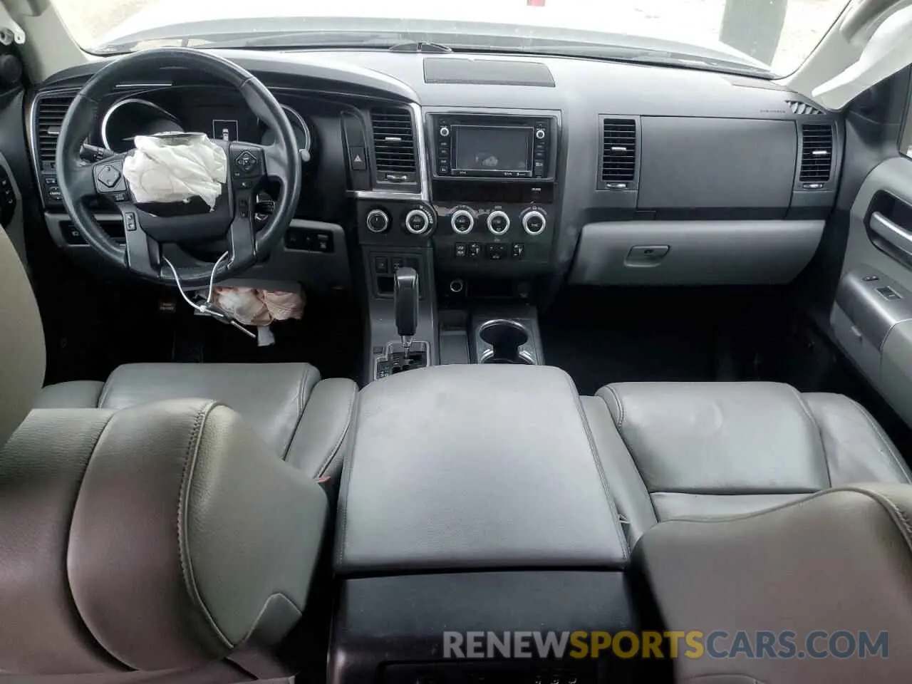 8 Photograph of a damaged car 5TDJY5G18KS170888 TOYOTA SEQUOIA 2019