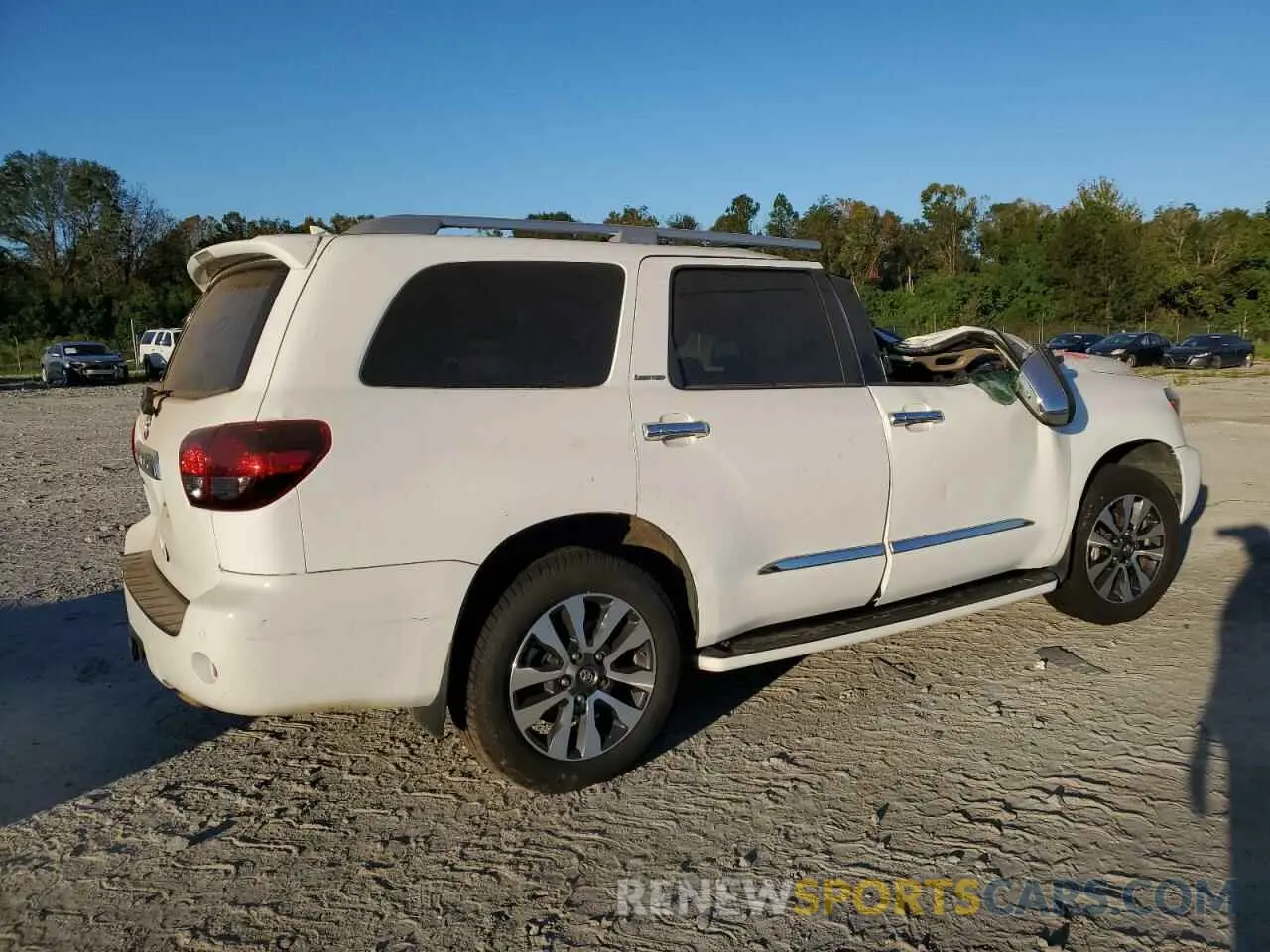 3 Photograph of a damaged car 5TDKY5G10KS072992 TOYOTA SEQUOIA 2019