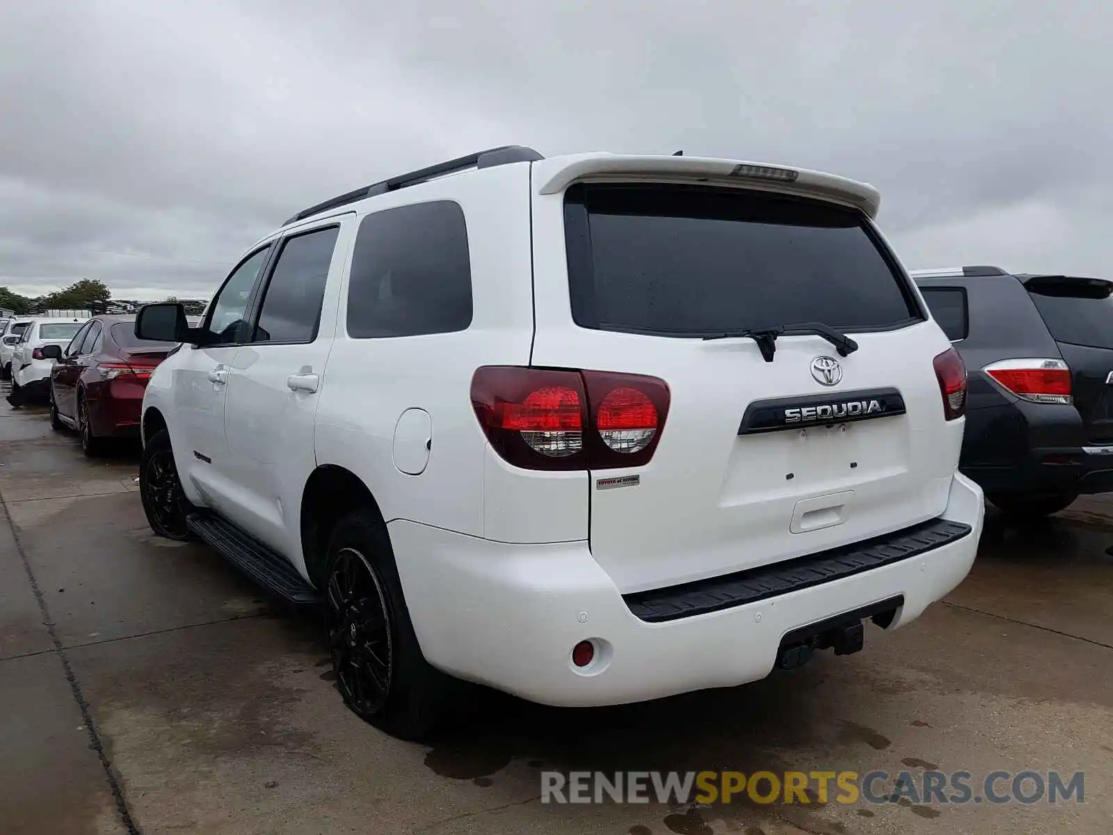 3 Photograph of a damaged car 5TDZY5G13KS073195 TOYOTA SEQUOIA 2019