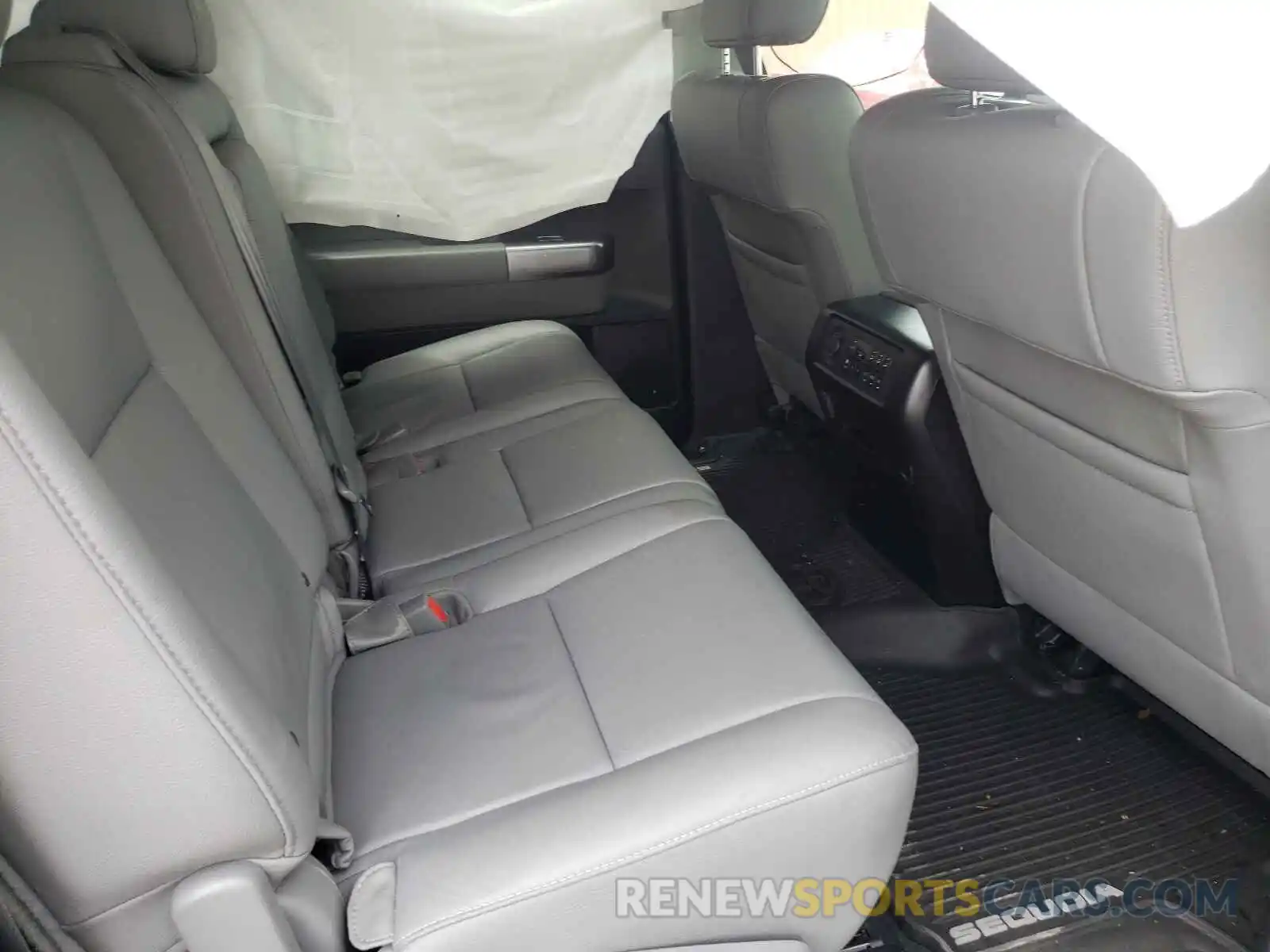 6 Photograph of a damaged car 5TDZY5G18KS072219 TOYOTA SEQUOIA 2019