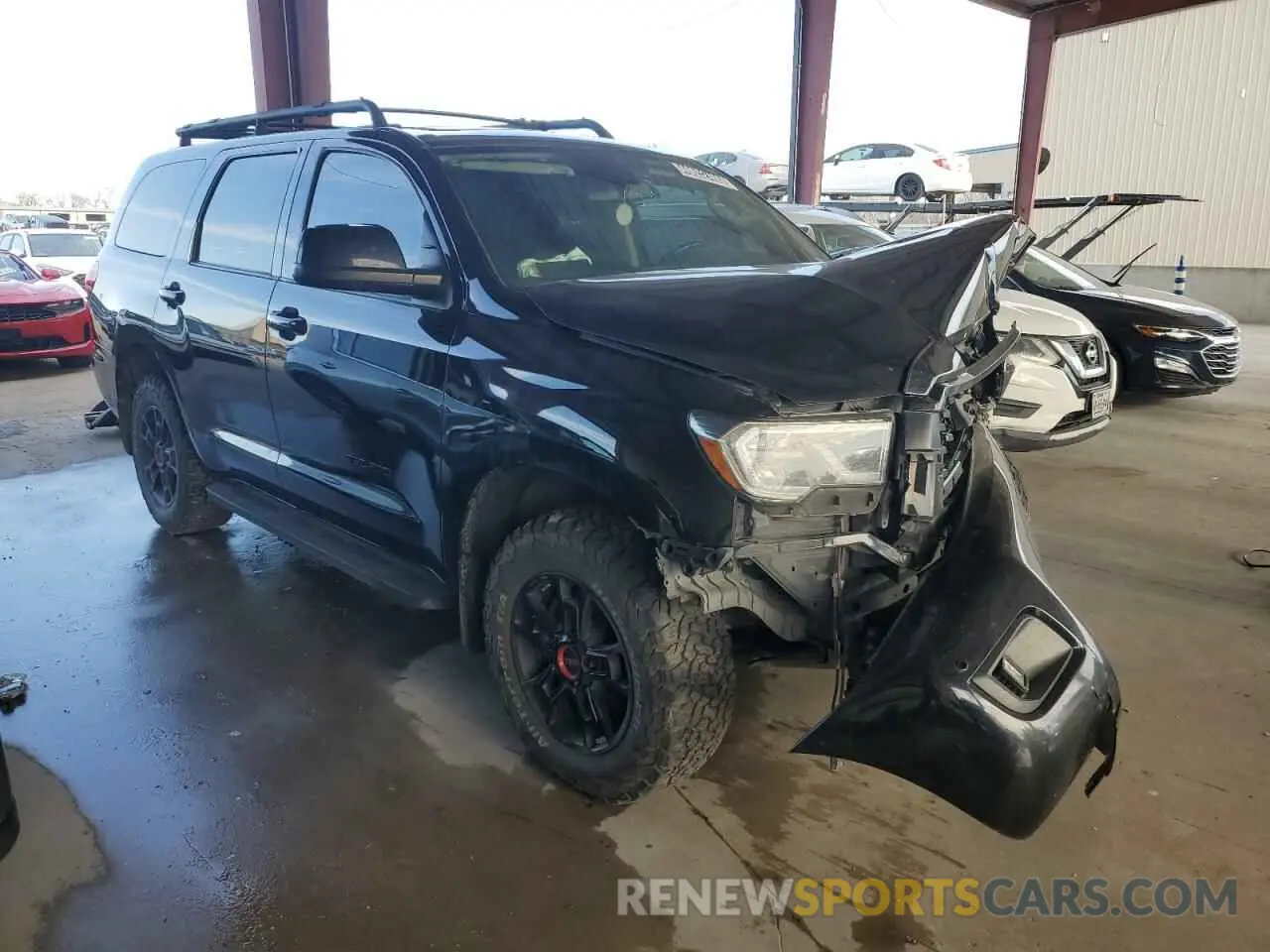 4 Photograph of a damaged car 5TDBY5G12LS176823 TOYOTA SEQUOIA 2020