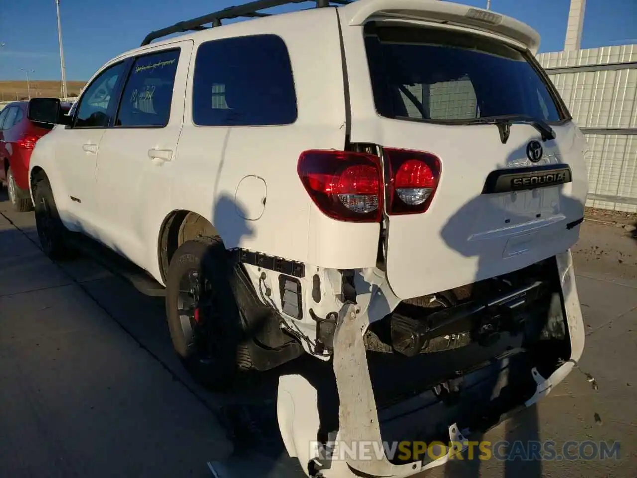 3 Photograph of a damaged car 5TDBY5G12LS180192 TOYOTA SEQUOIA 2020