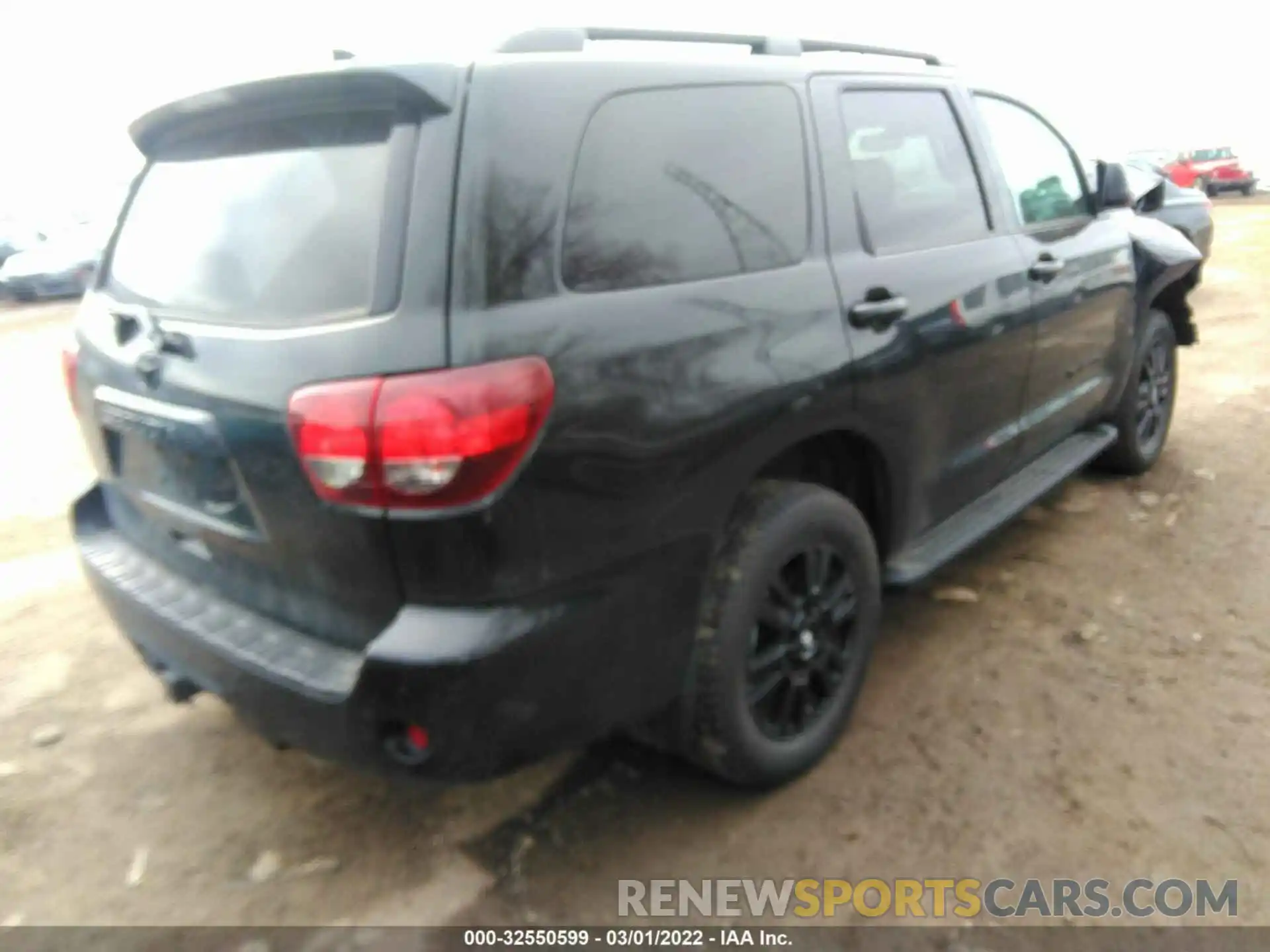 4 Photograph of a damaged car 5TDBY5G14LS180923 TOYOTA SEQUOIA 2020