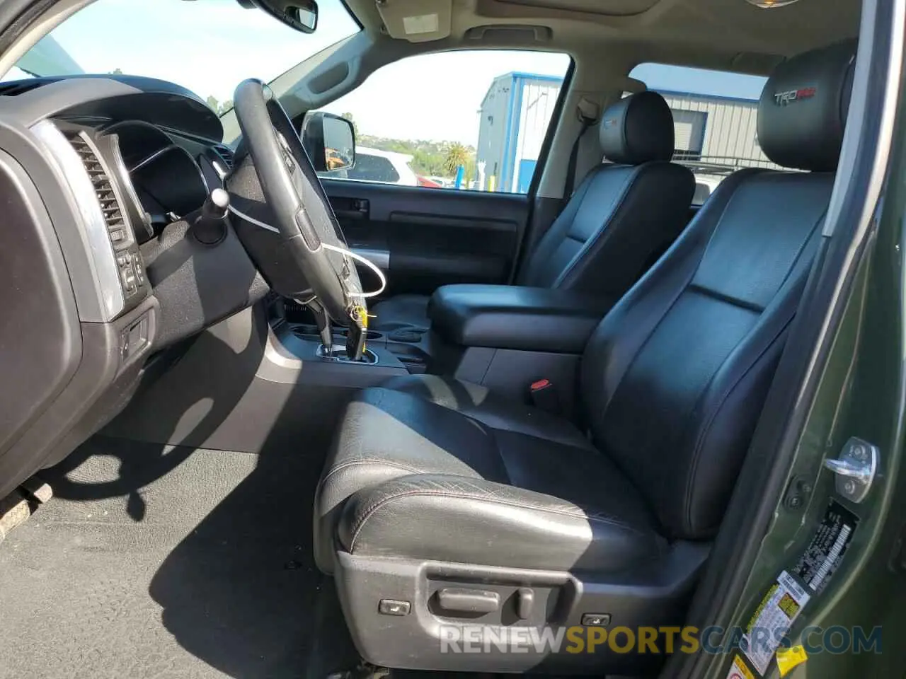 7 Photograph of a damaged car 5TDBY5G16LS178882 TOYOTA SEQUOIA 2020