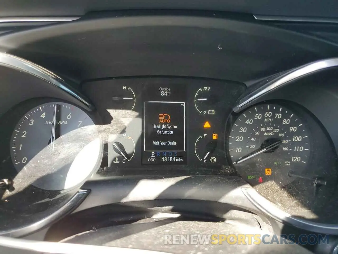 9 Photograph of a damaged car 5TDBY5G16LS178882 TOYOTA SEQUOIA 2020
