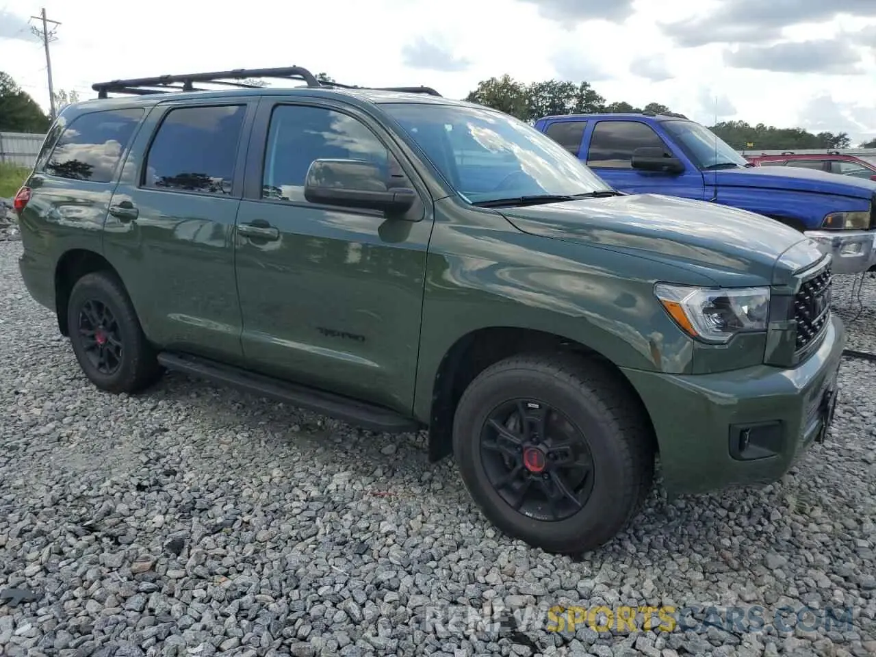 4 Photograph of a damaged car 5TDBY5G17LS177949 TOYOTA SEQUOIA 2020