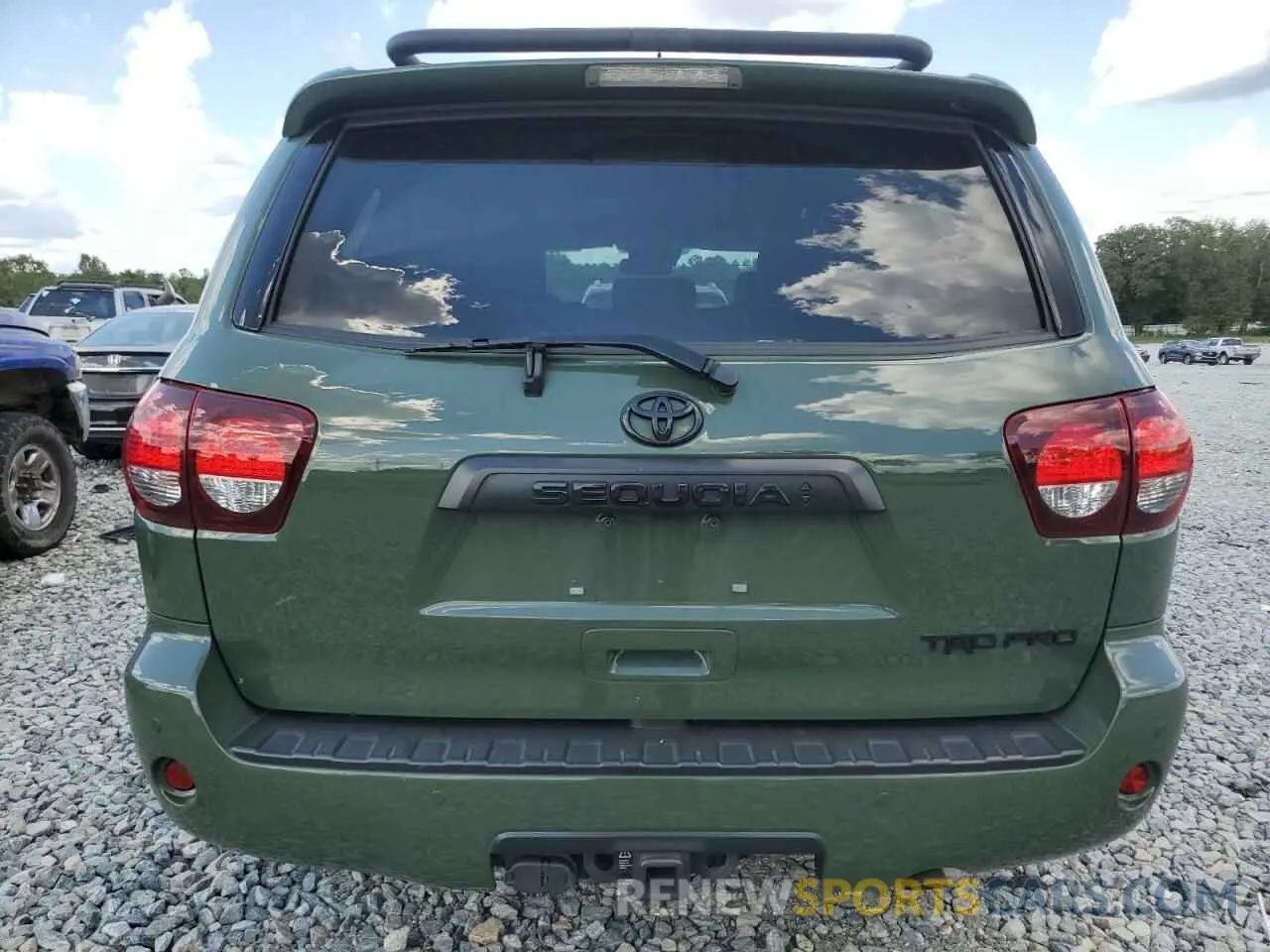 6 Photograph of a damaged car 5TDBY5G17LS177949 TOYOTA SEQUOIA 2020
