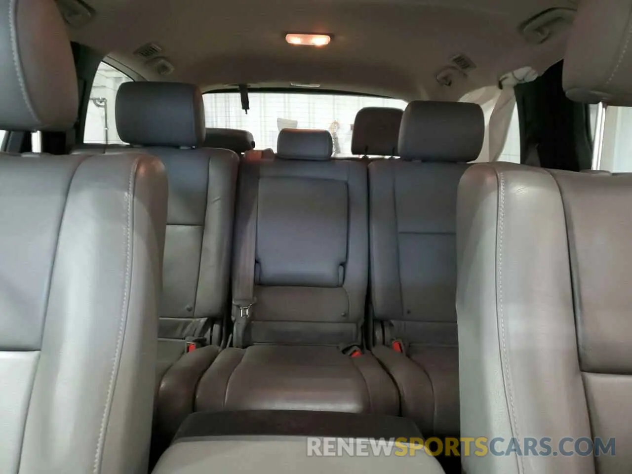 10 Photograph of a damaged car 5TDBY5G17LS178776 TOYOTA SEQUOIA 2020