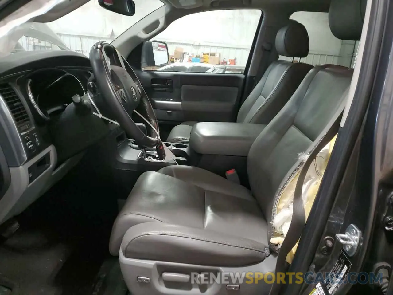 7 Photograph of a damaged car 5TDBY5G17LS178776 TOYOTA SEQUOIA 2020
