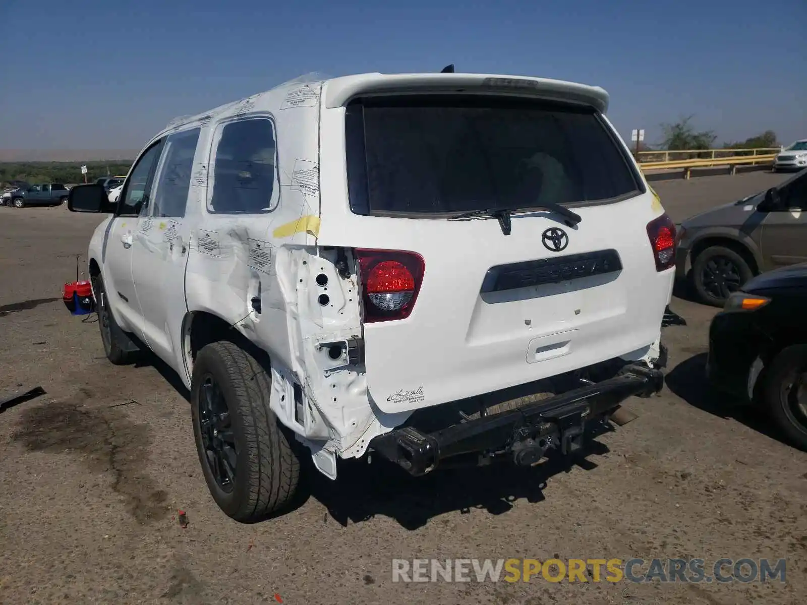 3 Photograph of a damaged car 5TDBY5G19LS179413 TOYOTA SEQUOIA 2020