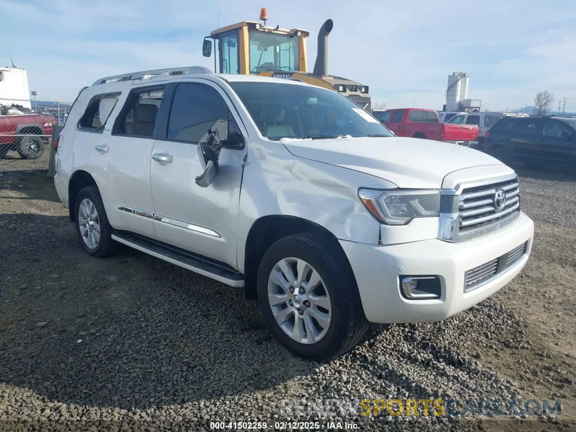 1 Photograph of a damaged car 5TDDY5G10LS175226 TOYOTA SEQUOIA 2020