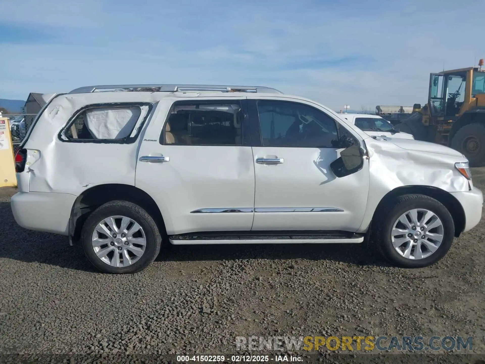 6 Photograph of a damaged car 5TDDY5G10LS175226 TOYOTA SEQUOIA 2020