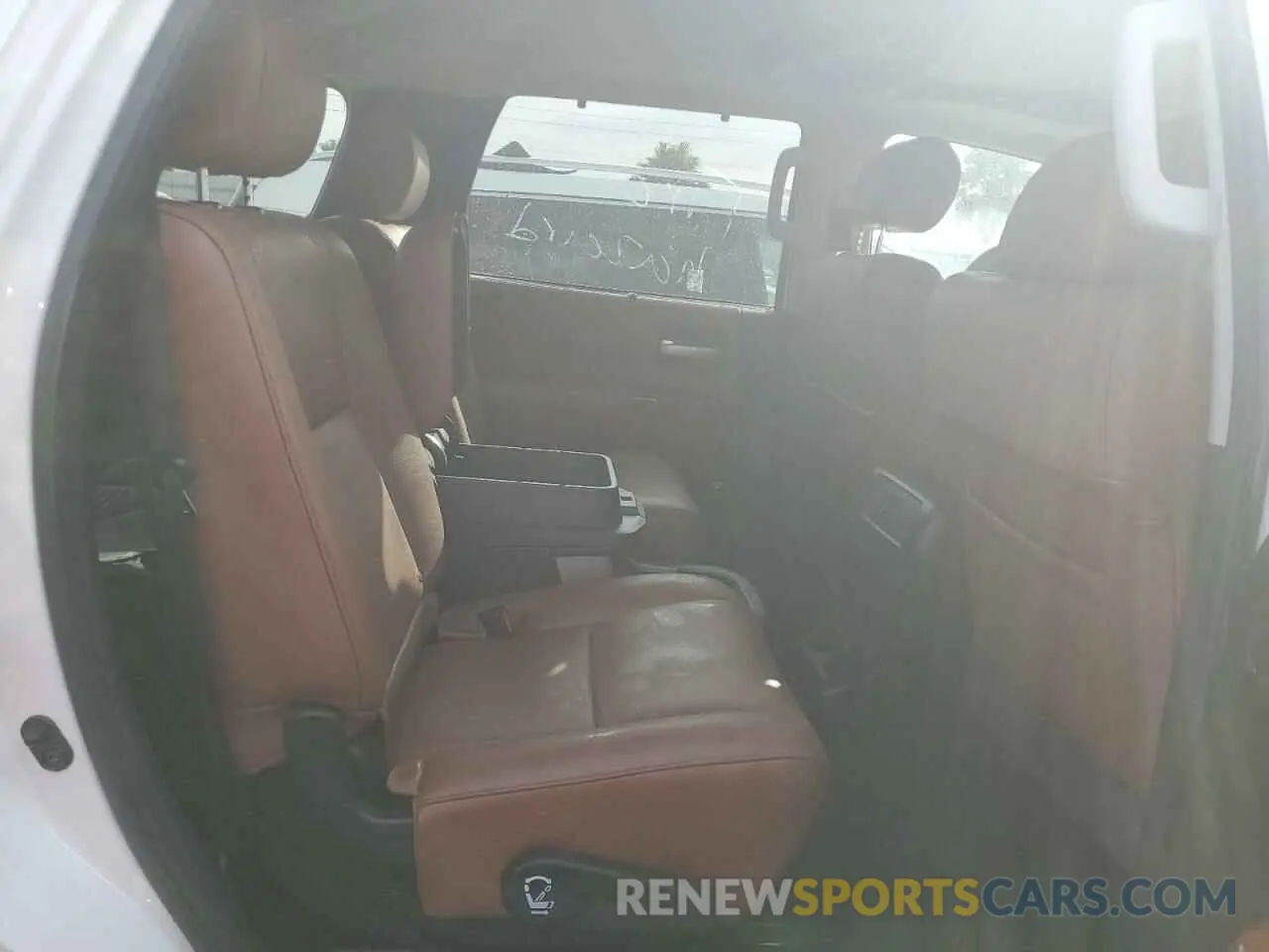 11 Photograph of a damaged car 5TDDY5G12LS174921 TOYOTA SEQUOIA 2020