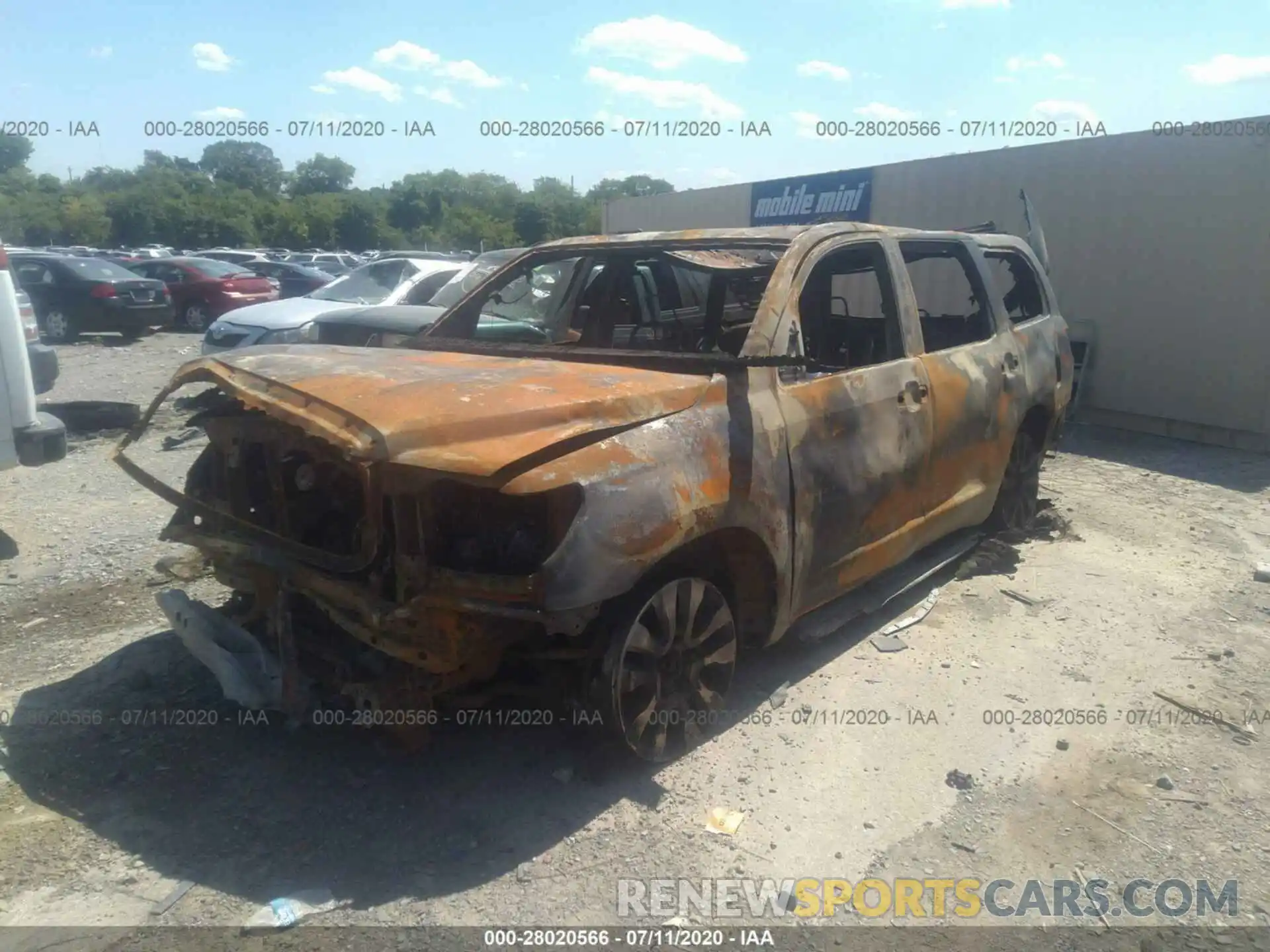 2 Photograph of a damaged car 5TDJY5G16LS175489 TOYOTA SEQUOIA 2020