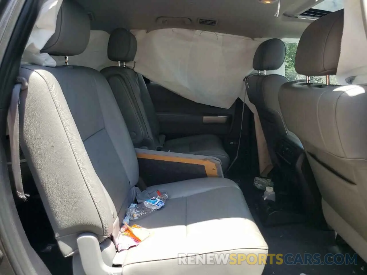 11 Photograph of a damaged car 5TDKY5G17LS074238 TOYOTA SEQUOIA 2020