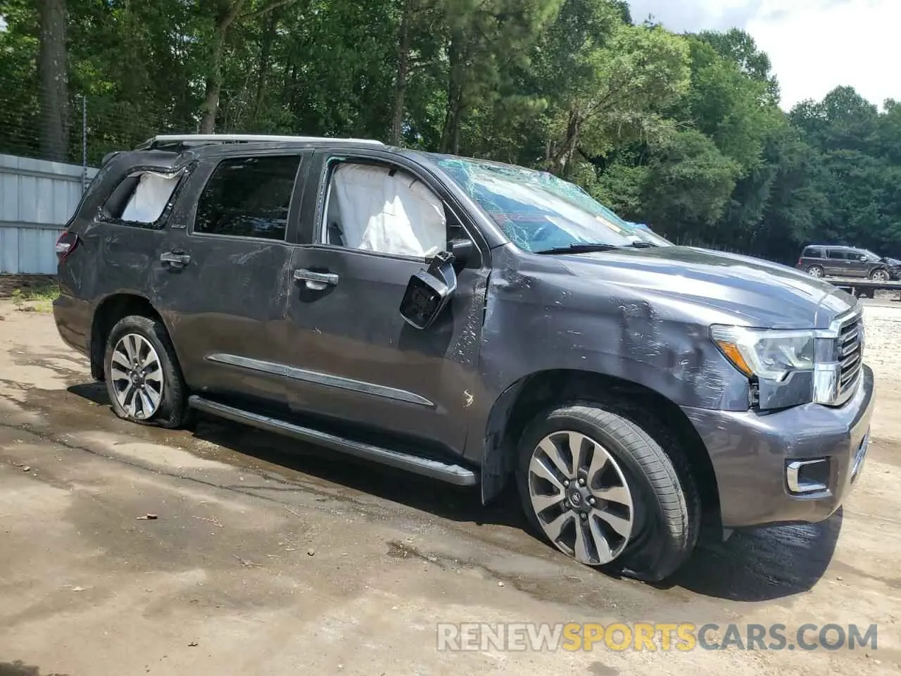 4 Photograph of a damaged car 5TDKY5G17LS074238 TOYOTA SEQUOIA 2020