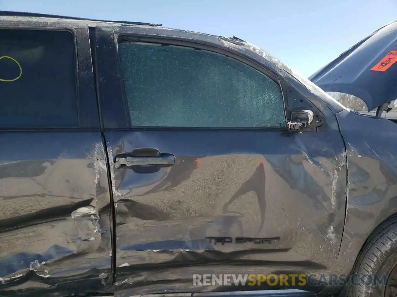 5 Photograph of a damaged car 5TDZY5G10LS075097 TOYOTA SEQUOIA 2020