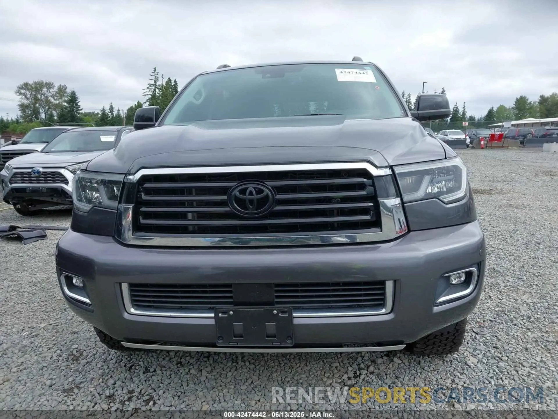 12 Photograph of a damaged car 5TDCY5B11MS182870 TOYOTA SEQUOIA 2021