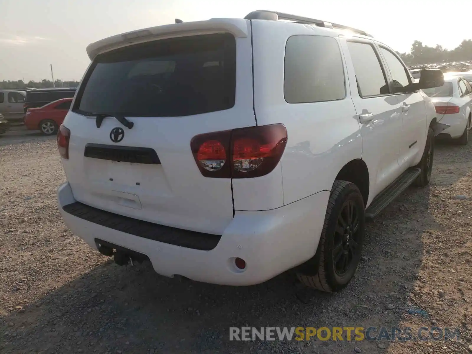 4 Photograph of a damaged car 5TDCY5B16MS185442 TOYOTA SEQUOIA 2021