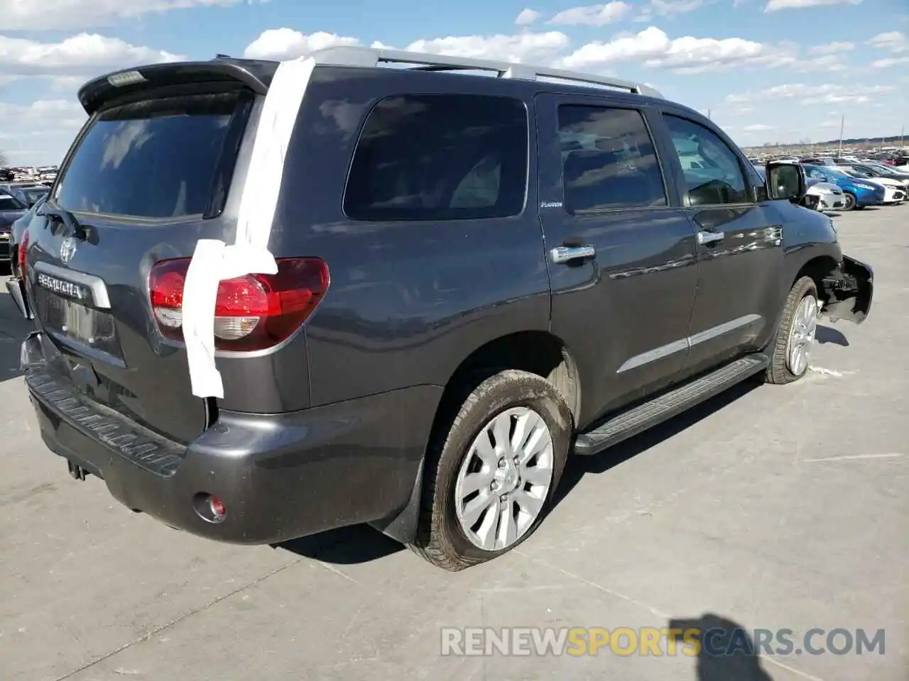 4 Photograph of a damaged car 5TDGY5A14MS075623 TOYOTA SEQUOIA 2021