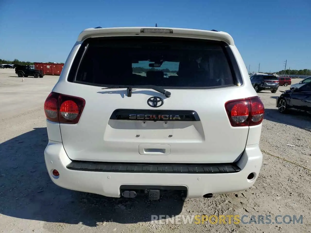 6 Photograph of a damaged car 5TDHY5B16MS185978 TOYOTA SEQUOIA 2021