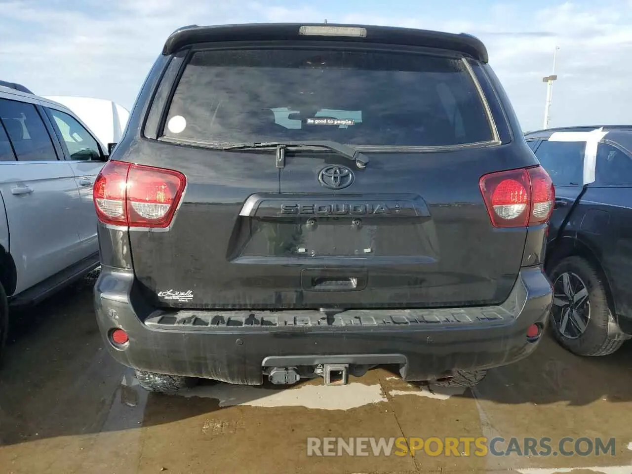 6 Photograph of a damaged car 5TDCY5B16NS188195 TOYOTA SEQUOIA 2022