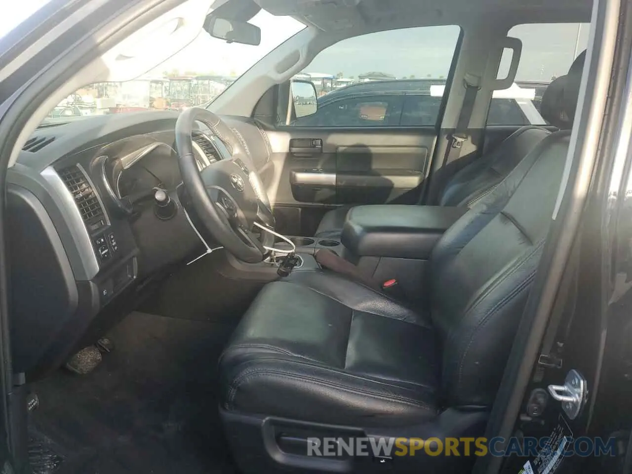 7 Photograph of a damaged car 5TDCY5B16NS188195 TOYOTA SEQUOIA 2022
