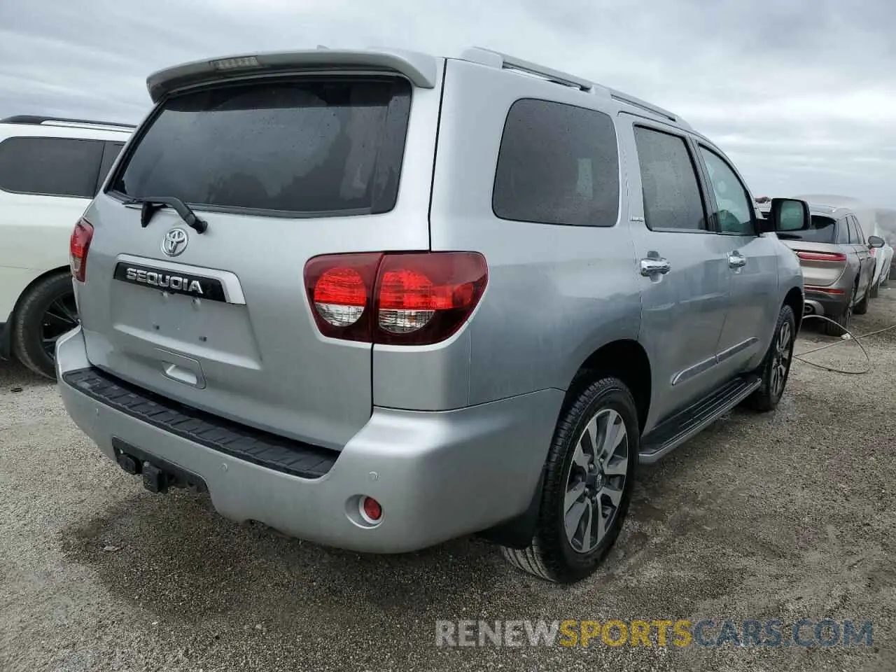 3 Photograph of a damaged car 5TDFY5A18NS076805 TOYOTA SEQUOIA 2022