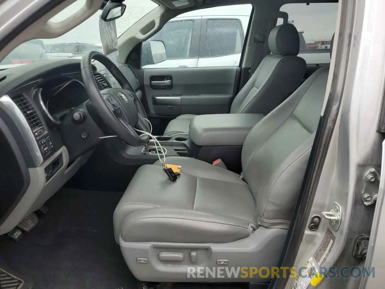 7 Photograph of a damaged car 5TDFY5A18NS076805 TOYOTA SEQUOIA 2022