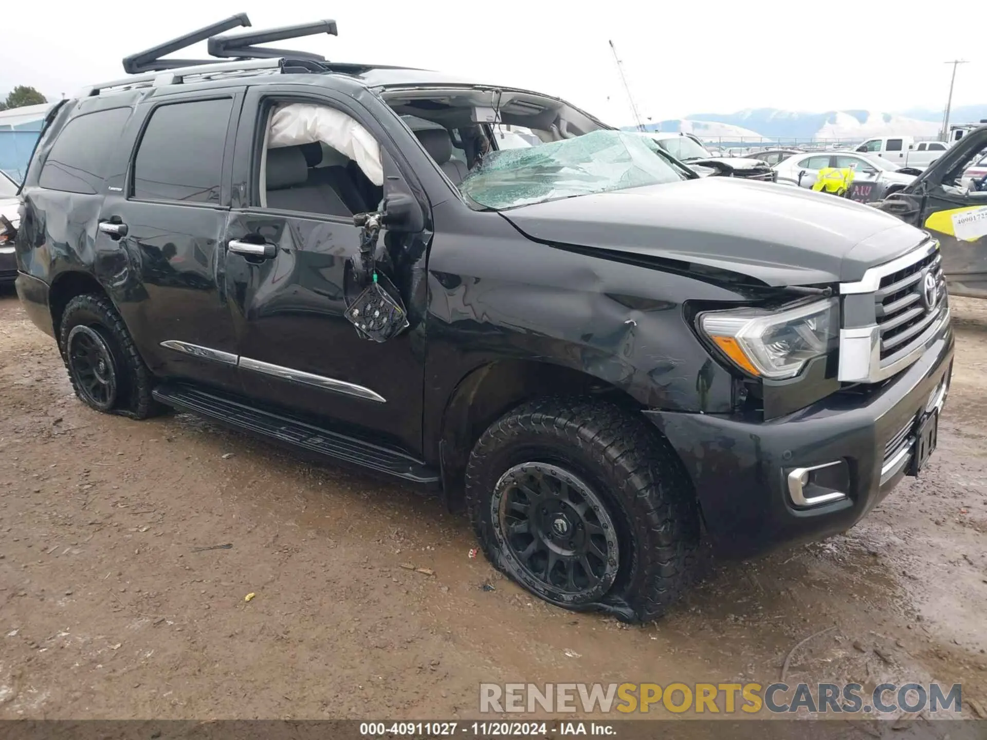 1 Photograph of a damaged car 5TDFY5B18NS189314 TOYOTA SEQUOIA 2022