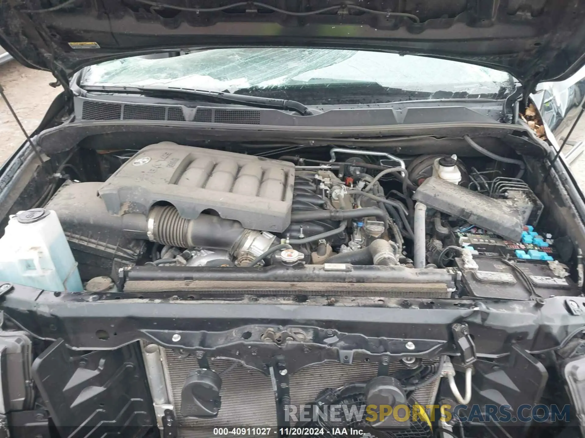 10 Photograph of a damaged car 5TDFY5B18NS189314 TOYOTA SEQUOIA 2022