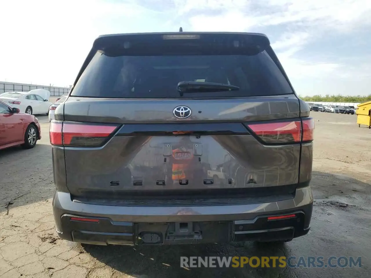 6 Photograph of a damaged car 7SVAAAAA3PX001066 TOYOTA SEQUOIA 2023