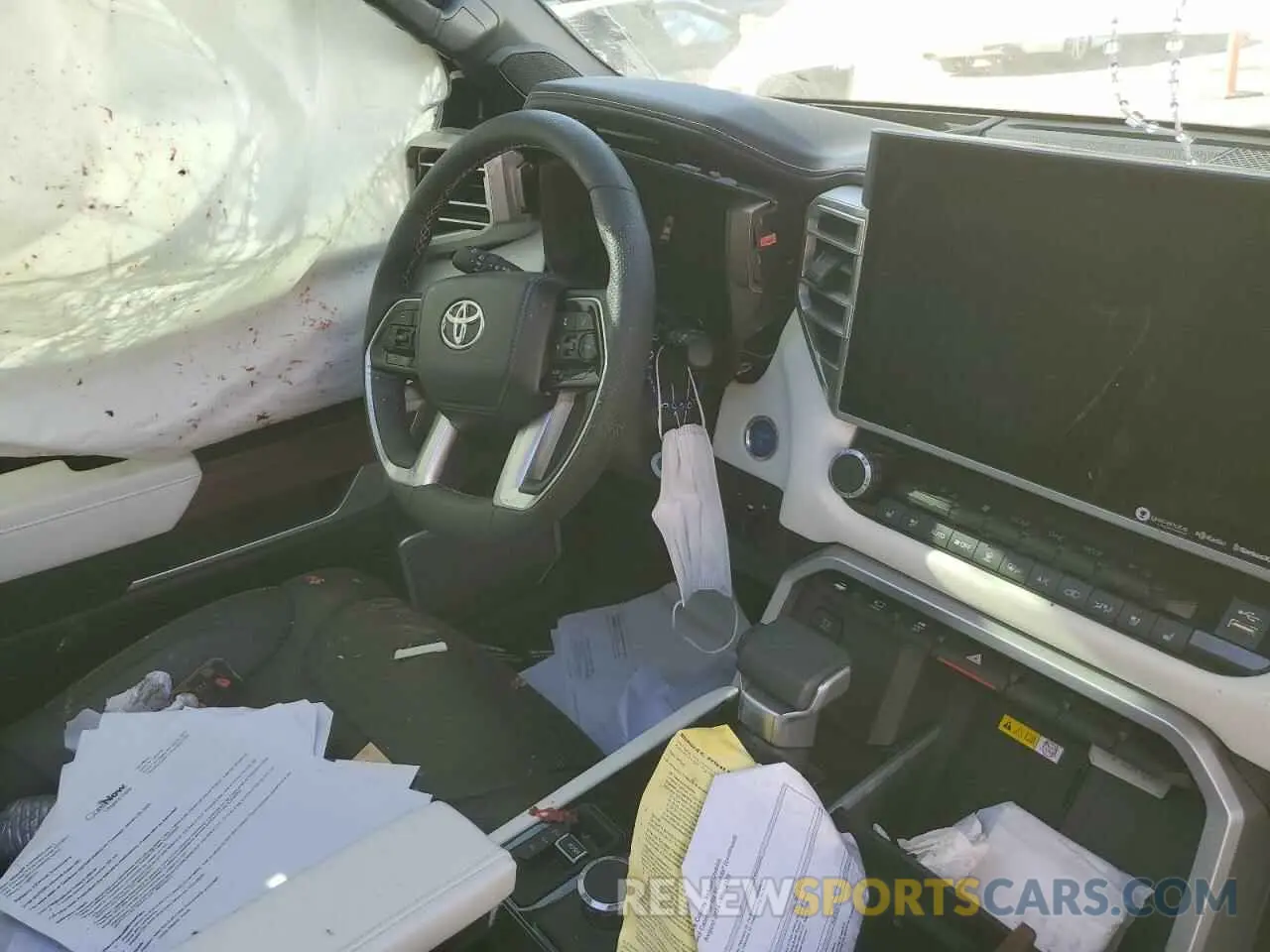 9 Photograph of a damaged car 7SVAAABA0PX014226 TOYOTA SEQUOIA 2023