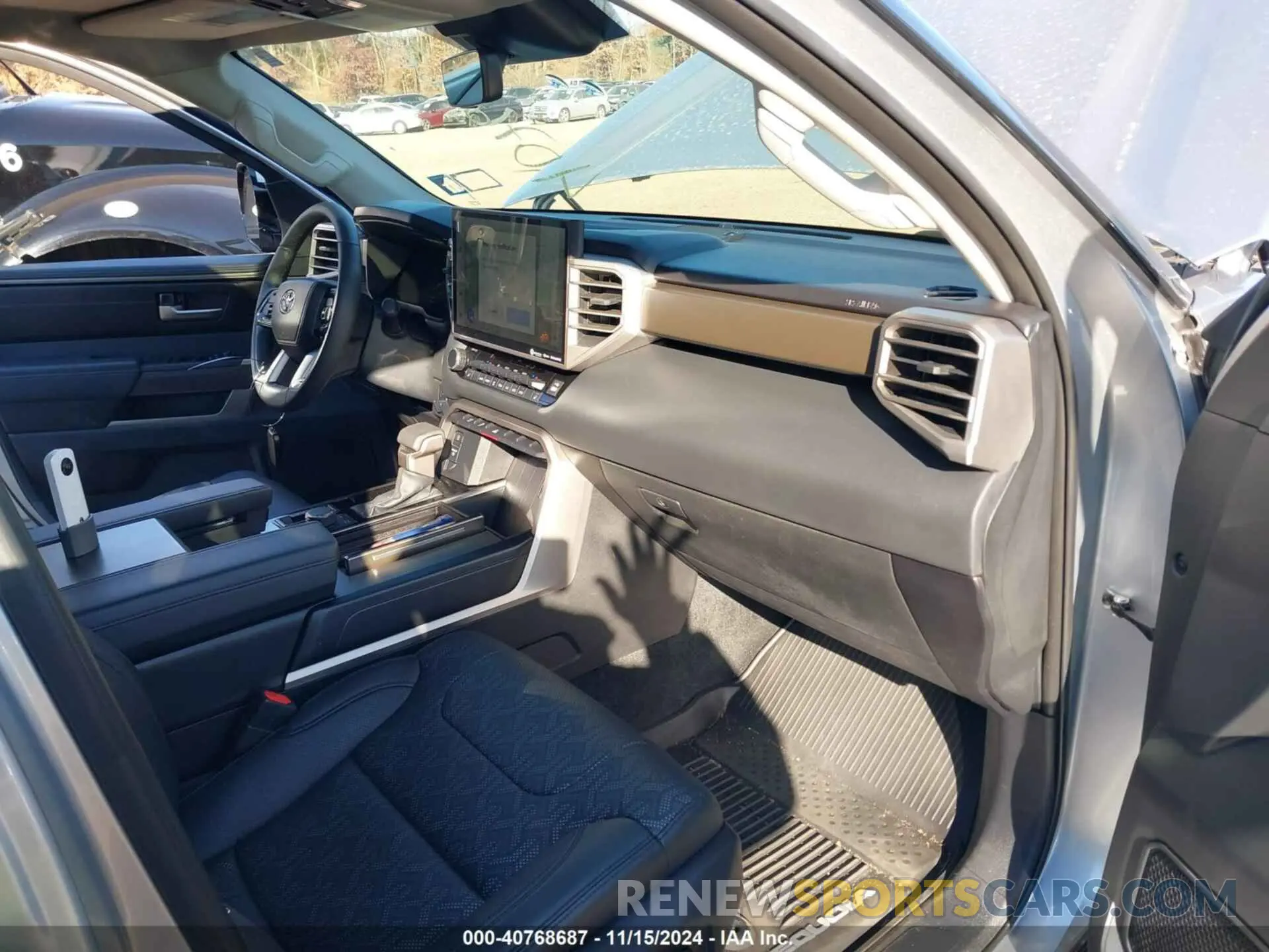 5 Photograph of a damaged car 7SVAAABA2PX001655 TOYOTA SEQUOIA 2023