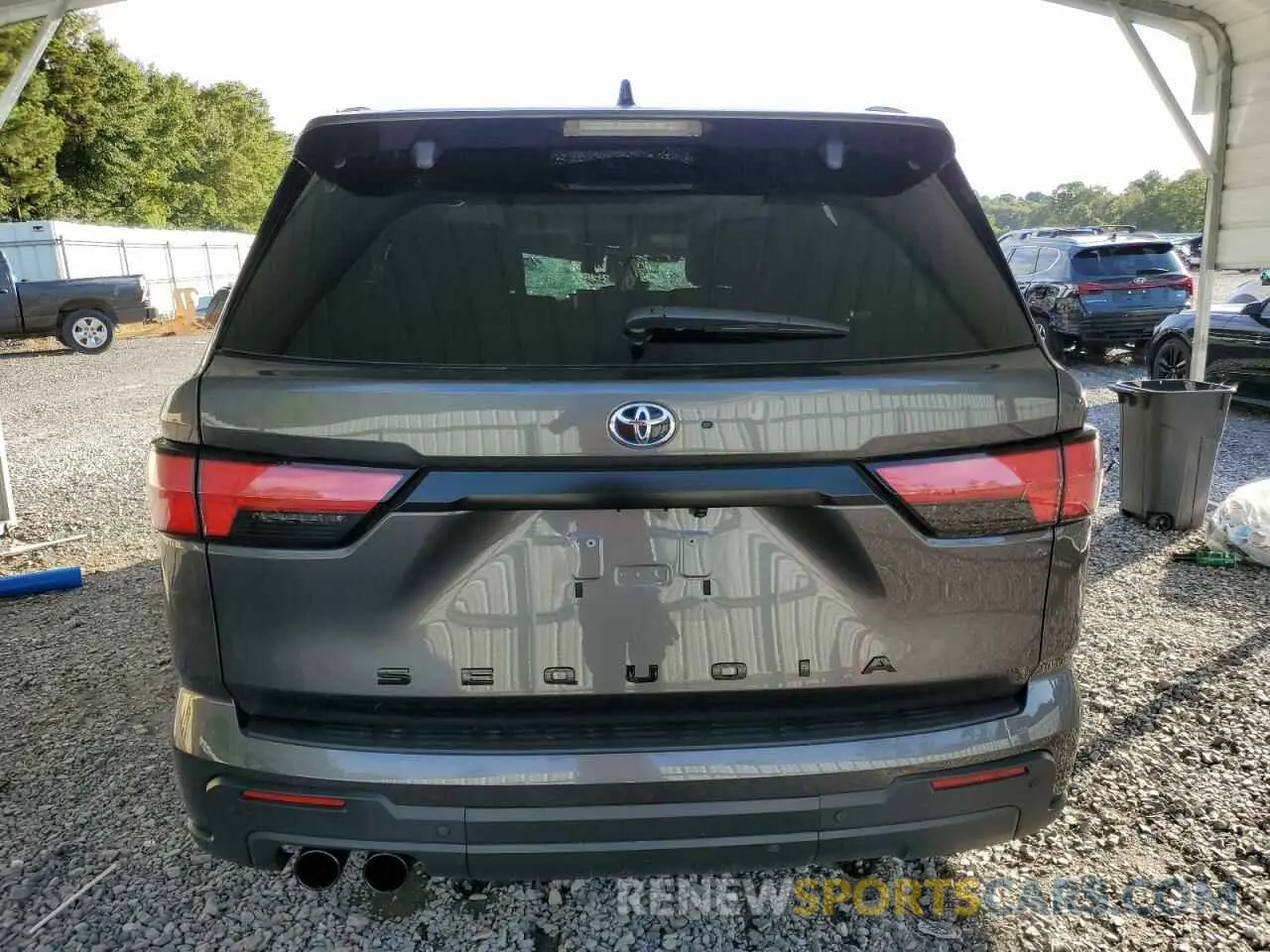 6 Photograph of a damaged car 7SVAAABA2PX015412 TOYOTA SEQUOIA 2023