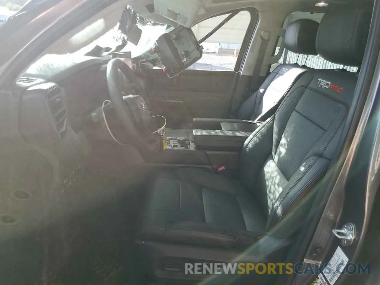 7 Photograph of a damaged car 7SVAAABA2PX015412 TOYOTA SEQUOIA 2023