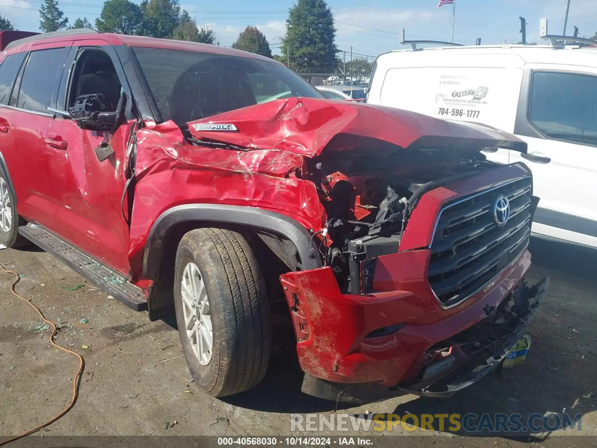 17 Photograph of a damaged car 7SVAAABA4PX010308 TOYOTA SEQUOIA 2023