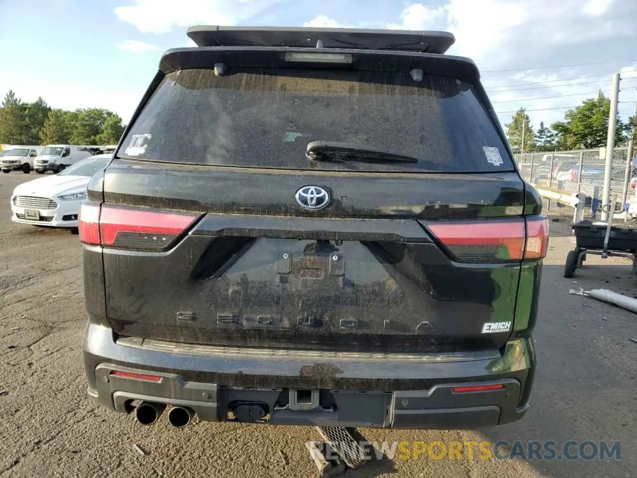 6 Photograph of a damaged car 7SVAAABA5PX001259 TOYOTA SEQUOIA 2023