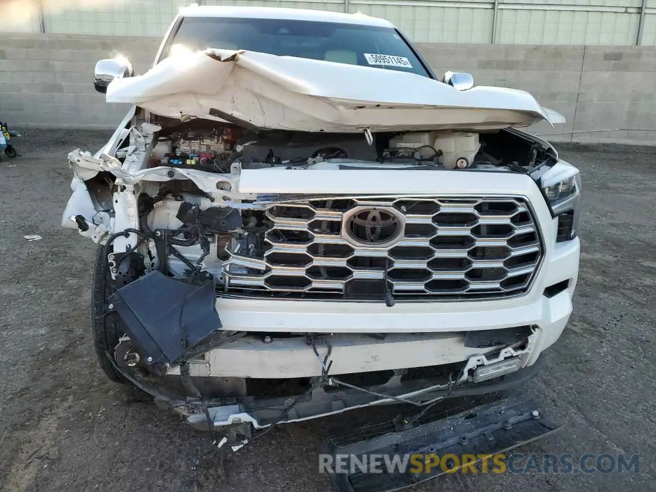 5 Photograph of a damaged car 7SVAAABA5PX009474 TOYOTA SEQUOIA 2023