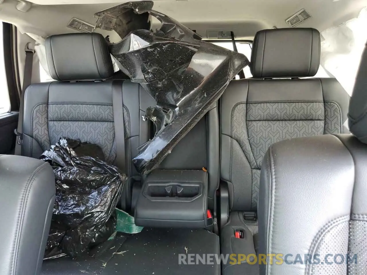 10 Photograph of a damaged car 7SVAAABA8PX003412 TOYOTA SEQUOIA 2023