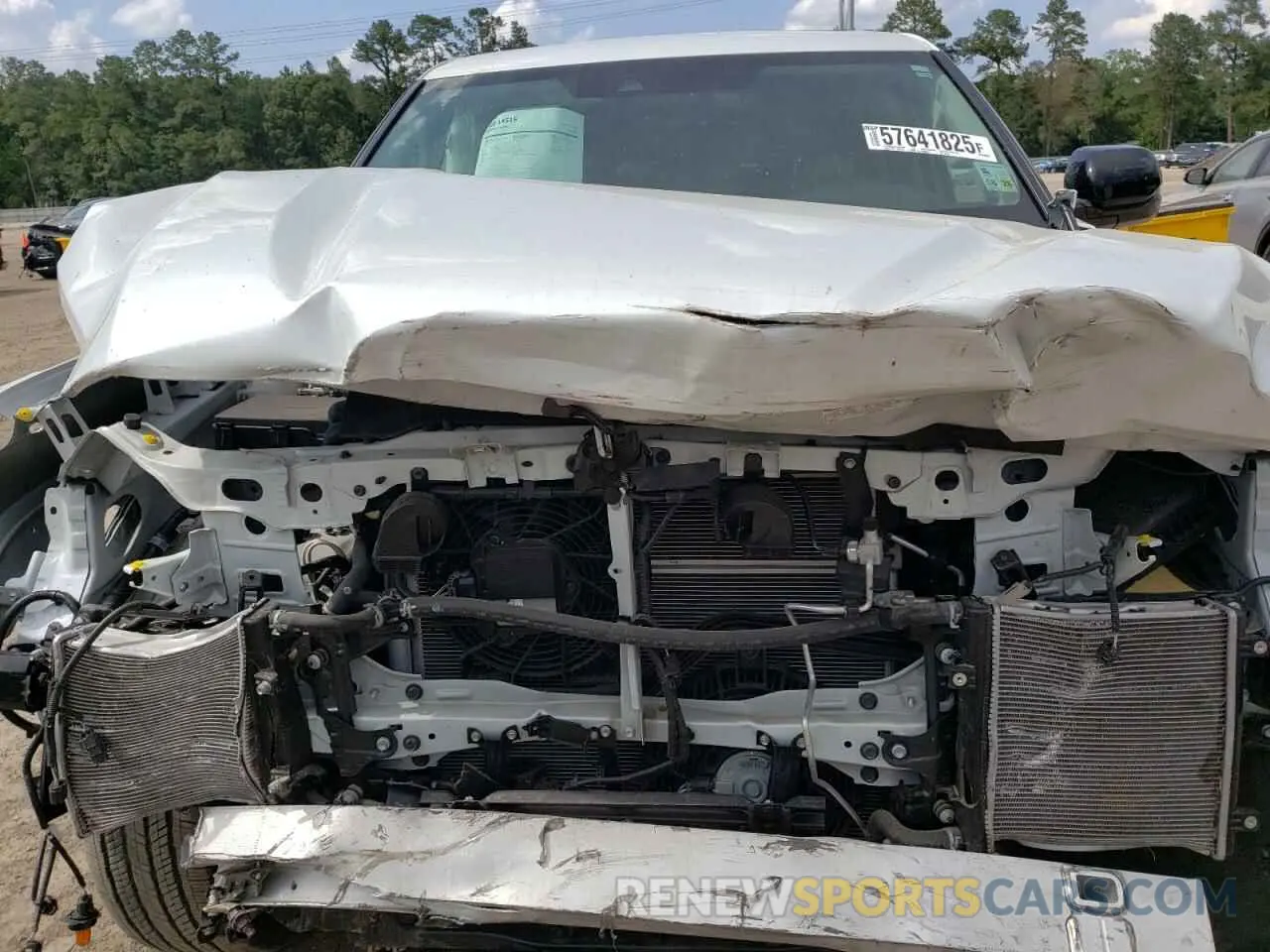 11 Photograph of a damaged car 7SVAAAAA2RX003748 TOYOTA SEQUOIA 2024