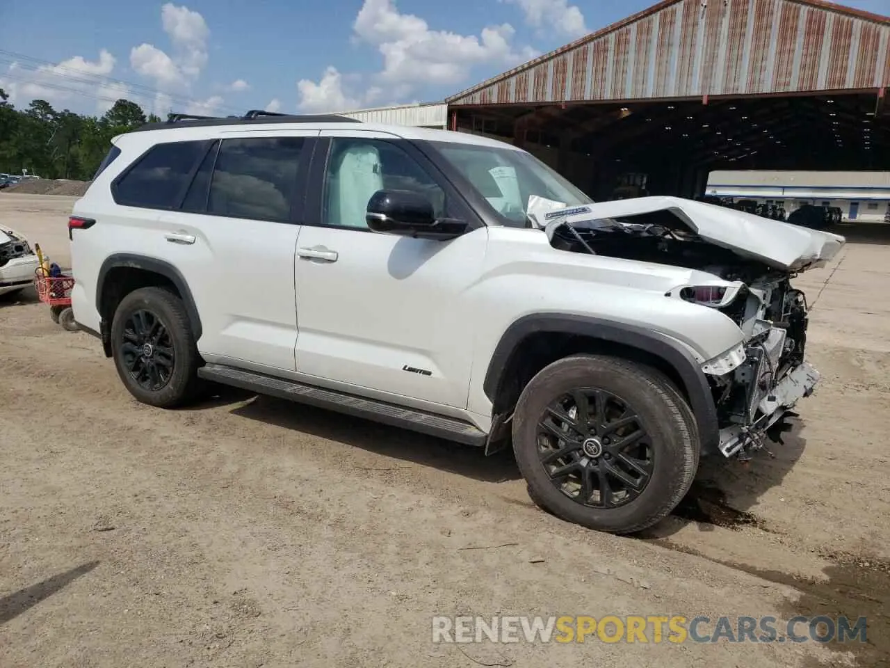 4 Photograph of a damaged car 7SVAAAAA2RX003748 TOYOTA SEQUOIA 2024