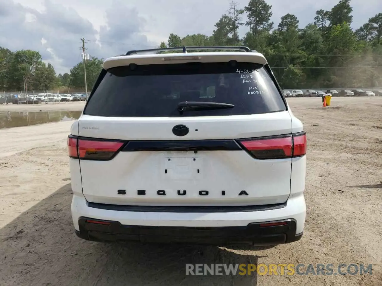6 Photograph of a damaged car 7SVAAAAA2RX003748 TOYOTA SEQUOIA 2024