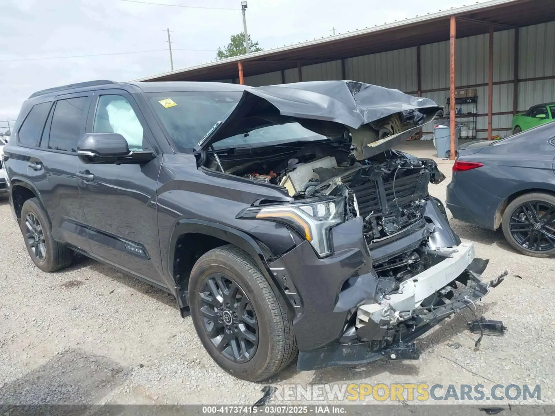 18 Photograph of a damaged car 7SVAAABA3RX023991 TOYOTA SEQUOIA 2024