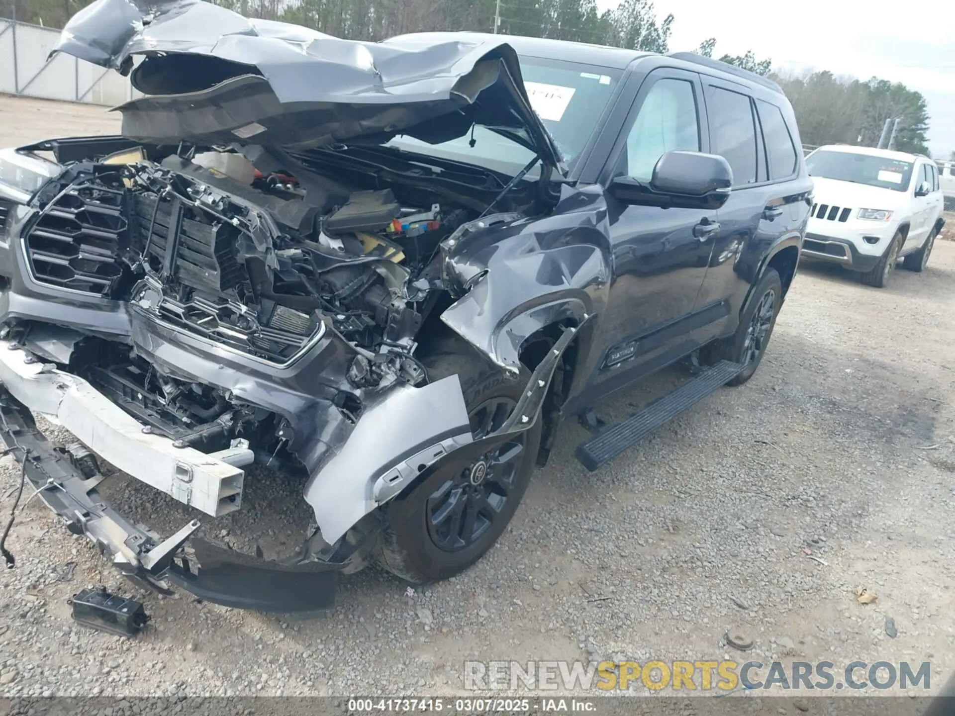 2 Photograph of a damaged car 7SVAAABA3RX023991 TOYOTA SEQUOIA 2024