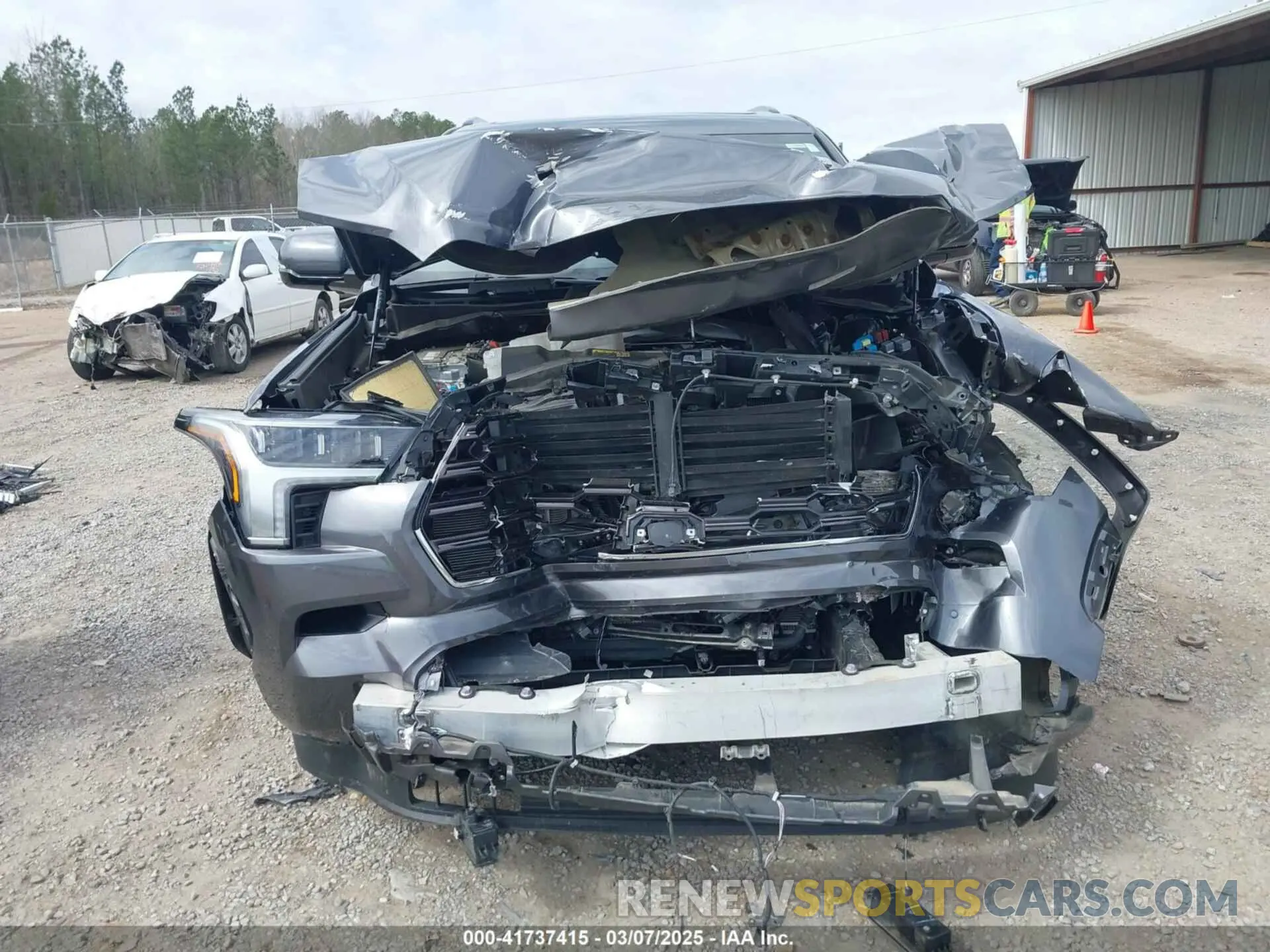 6 Photograph of a damaged car 7SVAAABA3RX023991 TOYOTA SEQUOIA 2024